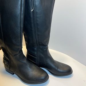 Life Stride NWOT never worn Black Boot soft system